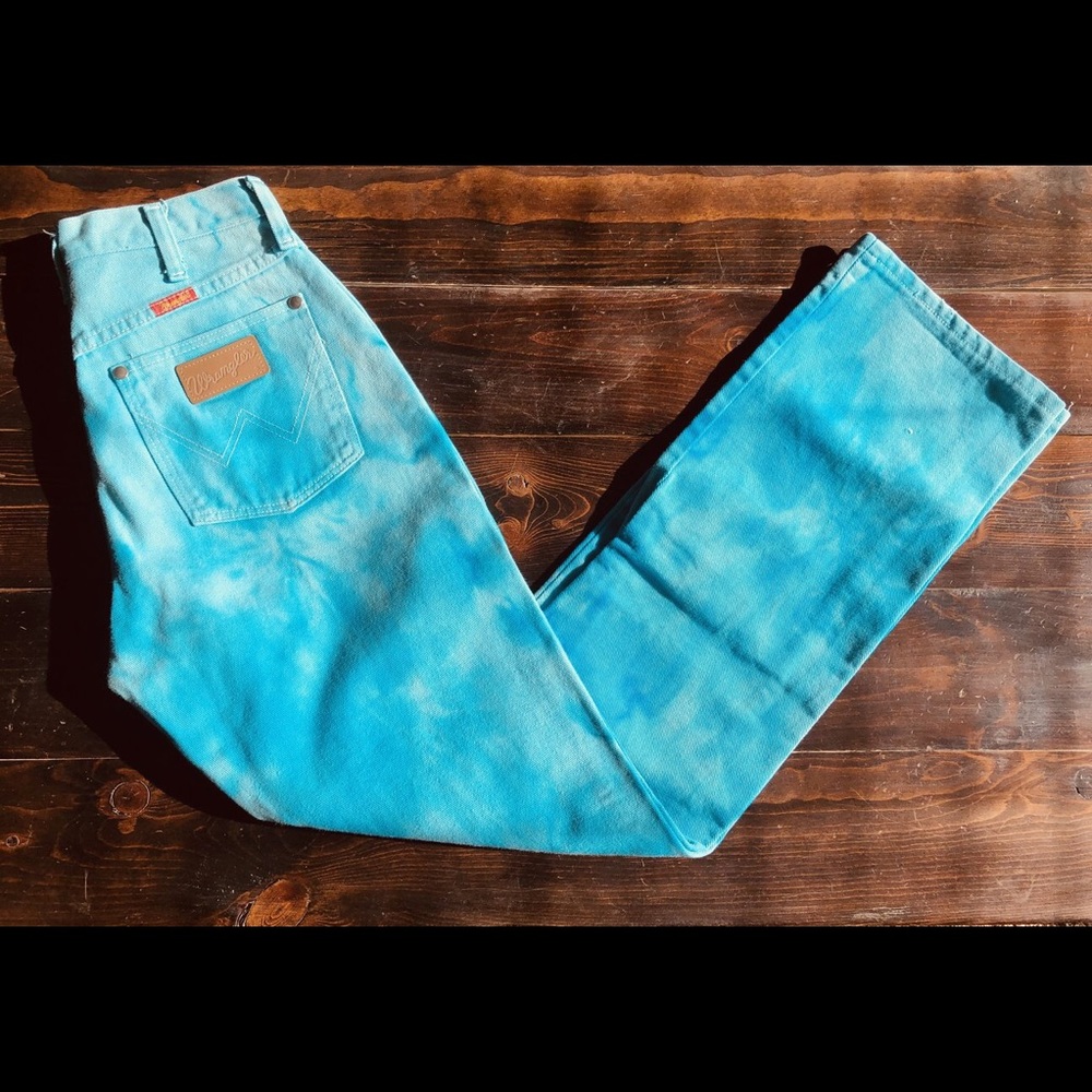 Vintage wranglers 26/27